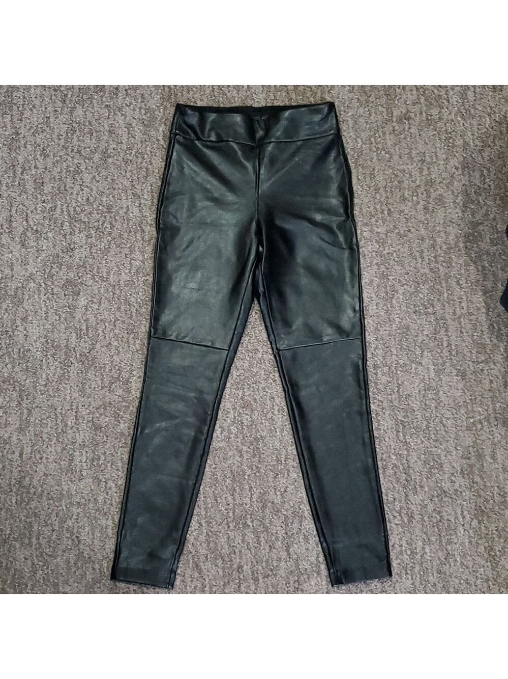 Ladies leggings size small